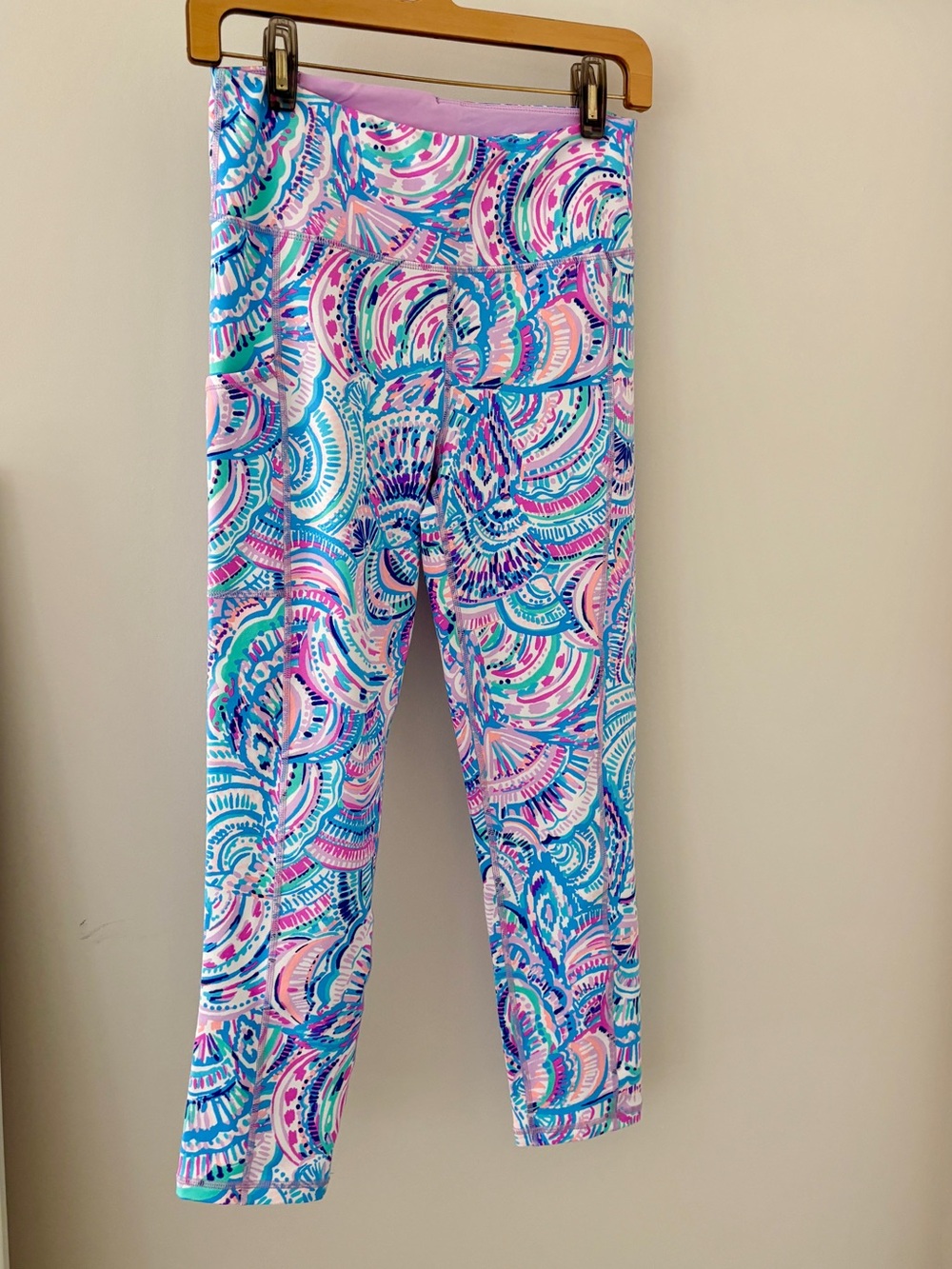 Lilly Pulitzer Happy as a Clam leggings